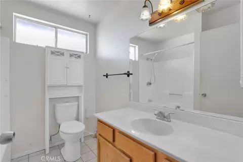 Bath - 14637 Sequoia, Hesperia, CA 92345 photo 3 of 3