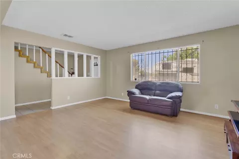 Living - 14637 Sequoia, Hesperia, CA 92345 photo 3 of 11