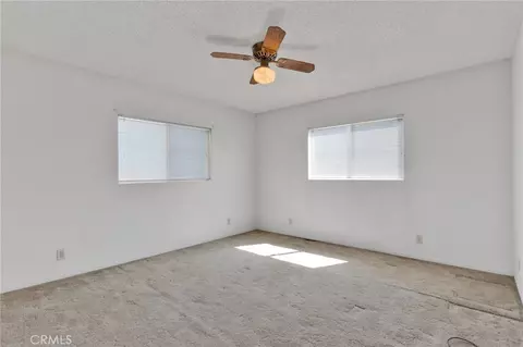Bedroom - 14637 Sequoia, Hesperia, CA 92345 photo 6 of 9