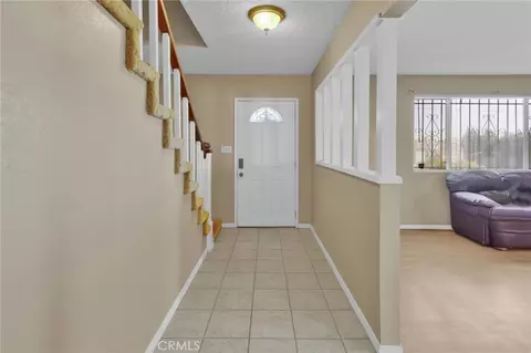 Entry Way - 14637 Sequoia, Hesperia, CA 92345 photo 1 of 4