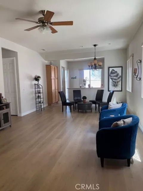 Entry Way - 10485 Glen Oaks Ln, Apple Valley, CA 92308 photo 1 of 5