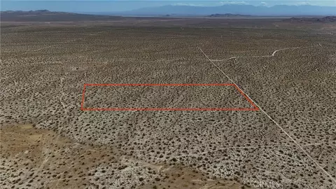 734 Ave C, Adelanto, CA 92301