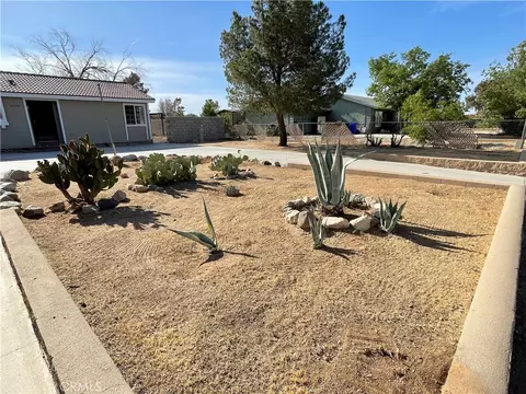 12546 Navajo, Apple Valley, CA 92308 photo 25