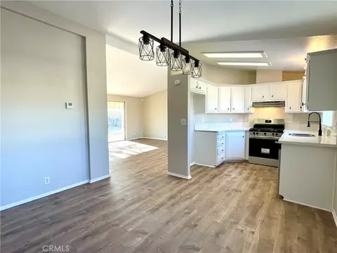12546 Navajo, Apple Valley, CA 92308 photo 6