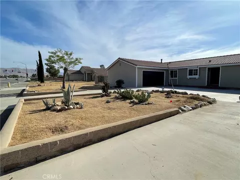 12546 Navajo, Apple Valley, CA 92308 photo 26