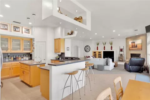 Kitchen - 7031 Joshua, Oak Hills, CA 92344 photo 2 of 4