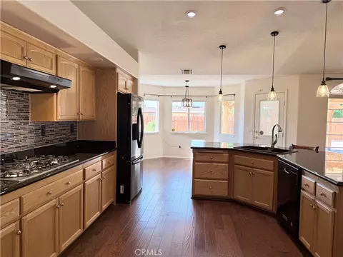 Kitchen - 20158 Yucca Loma Rd, Apple Valley, CA 92307 photo 5 of 6
