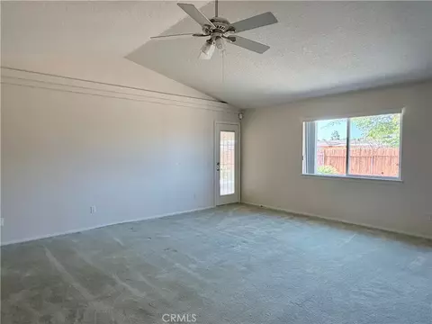 Living - 20158 Yucca Loma Rd, Apple Valley, CA 92307 photo 7 of 7