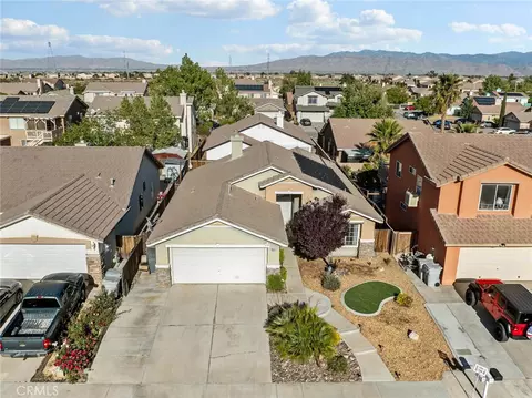 View/Area - 9327 Agave Dr, Hesperia, CA 92344 photo 2 of 6