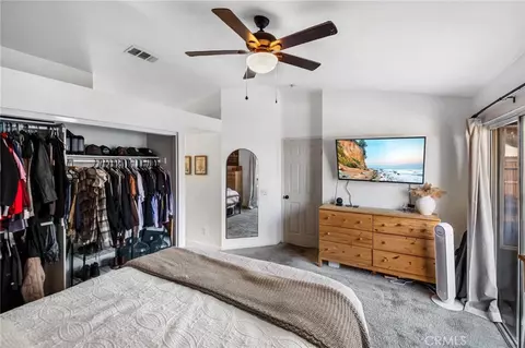 Bedroom - 9327 Agave Dr, Hesperia, CA 92344 photo 4 of 4