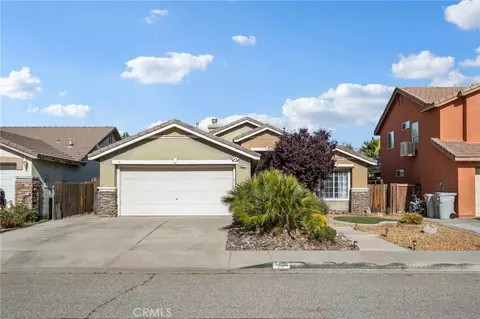 9327 Agave Dr, Hesperia, CA 92344