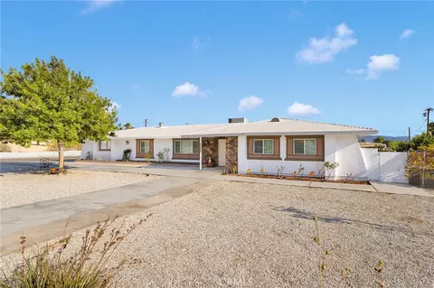 14565 Keota Rd, Apple Valley, CA 92307