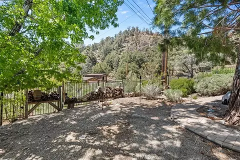 Exterior - 1090 Rivera, Wrightwood, CA 92397 photo 7 of 10