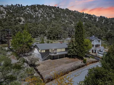 1090 Rivera, Wrightwood, CA 92397