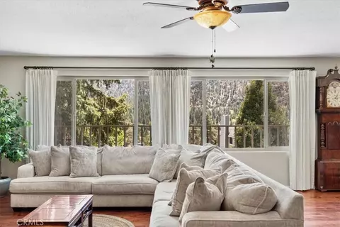 Living - 1090 Rivera, Wrightwood, CA 92397 photo 2 of 2