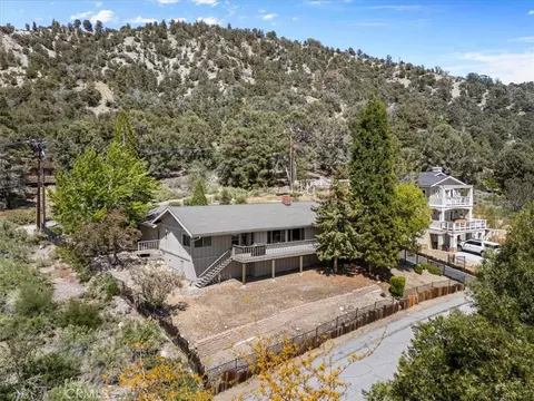 View/Area - 1090 Rivera, Wrightwood, CA 92397 photo 1 of 3