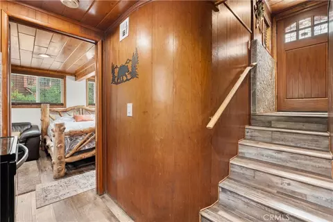 Entry Way - 1116 Lark Rd, Wrightwood, CA 92397 photo 1 of 3