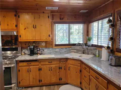 1116 Lark Rd, Wrightwood, CA 92397 photo 13