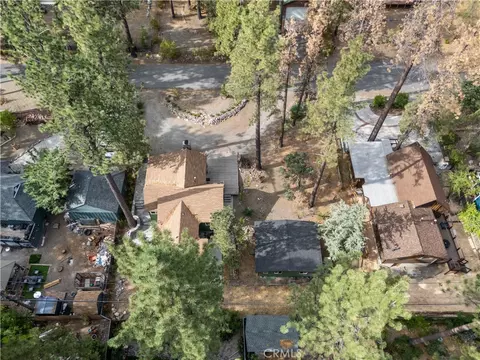 View/Area - 1116 Lark Rd, Wrightwood, CA 92397 photo 4 of 4