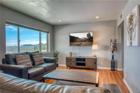 Living - 45050 Camaron Rd, Temecula, CA 92590 photo 1 of 3
