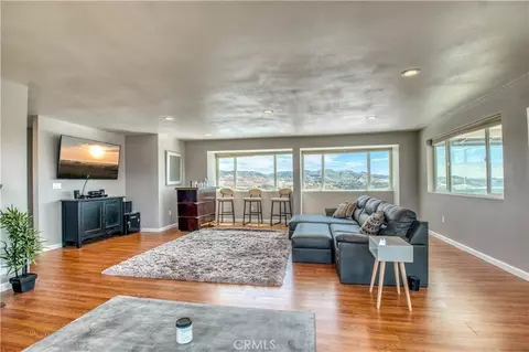 Living - 45050 Camaron Rd, Temecula, CA 92590 photo 3 of 3