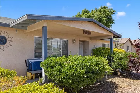 Exterior - 18563 Yucca St, Hesperia, CA 92345 photo 8 of 9