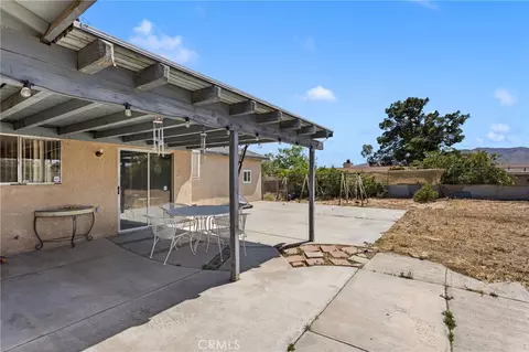 Exterior - 18563 Yucca St, Hesperia, CA 92345 photo 9 of 9