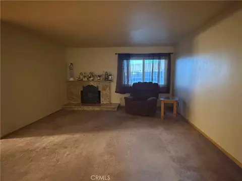 Living - 941 Senita, Barstow, CA 92311 photo 1 of 3