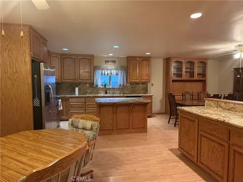 Kitchen - 941 Senita, Barstow, CA 92311 photo 2 of 3
