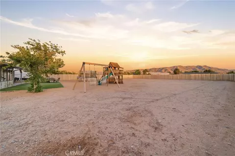Exterior - 21185 Wren St, Apple Valley, CA 92308 photo 7 of 7