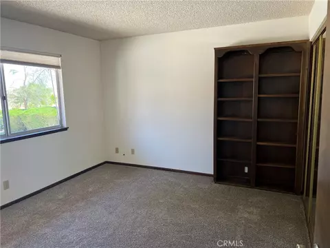 Bedroom - 14879 Tournament, Helendale, CA 92342 photo 1 of 2