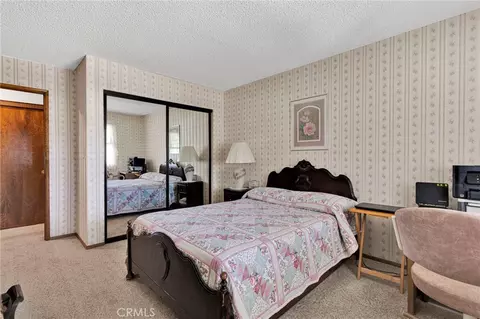 Bedroom - 18669 Ranchero, Hesperia, CA 92345 photo 2 of 9