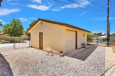 Exterior - 18669 Ranchero, Hesperia, CA 92345 photo 9 of 13