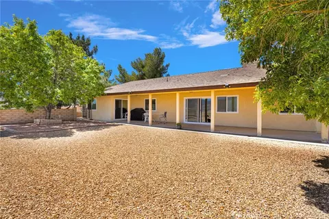 Exterior - 18669 Ranchero, Hesperia, CA 92345 photo 7 of 13