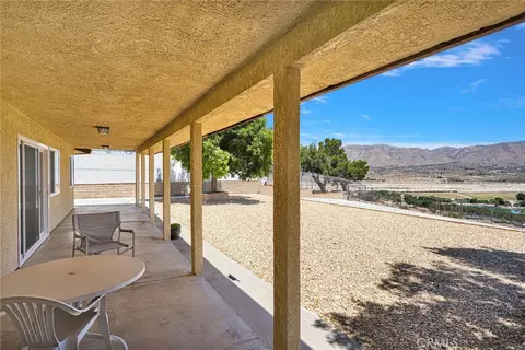 Exterior - 18669 Ranchero, Hesperia, CA 92345 photo 5 of 13