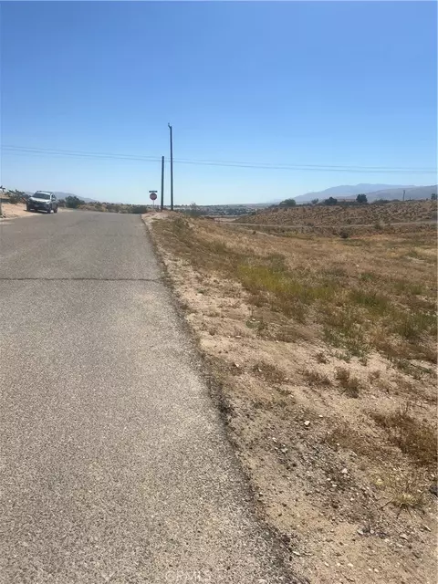 15 Hackberry St, Hesperia, CA 92345 photo 6