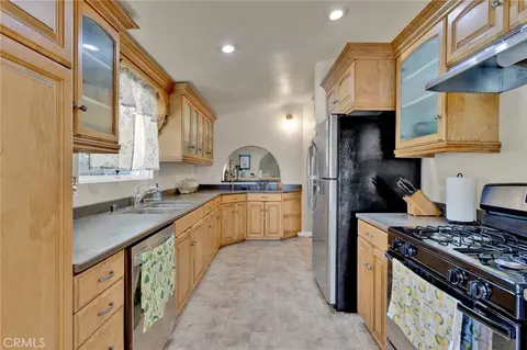 10532 Acanthus St, Phelan, CA 92371 photo 21