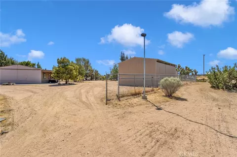 10532 Acanthus St, Phelan, CA 92371 photo 45