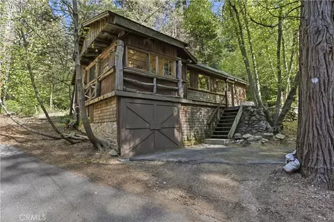 815 Cottage Grv, Lake Arrowhead, CA 92352