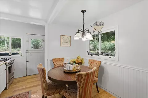 Dining - 815 Cottage Grv, Lake Arrowhead, CA 92352 photo 2 of 3