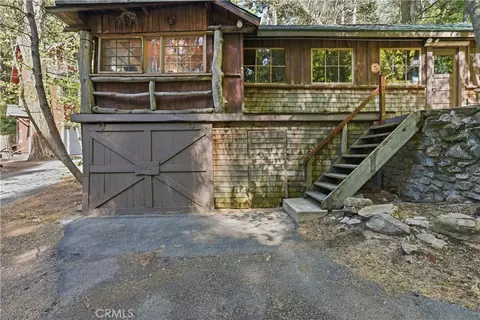 Exterior - 815 Cottage Grv, Lake Arrowhead, CA 92352 photo 6 of 13