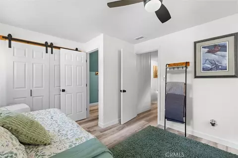 Bedroom - 1535 Linnet, Wrightwood, CA 92397 photo 6 of 7