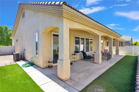Exterior - 10676 Lanigan, Apple Valley, CA 92308 photo 5 of 8