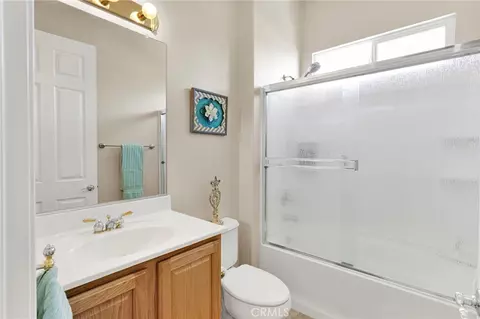 Bath - 10676 Lanigan, Apple Valley, CA 92308 photo 2 of 2