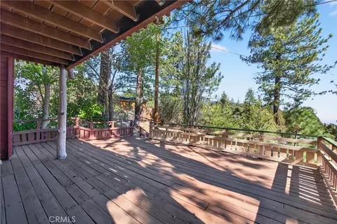 Exterior - 2068 Slippery Elm, Wrightwood, CA 92397 photo 5 of 10