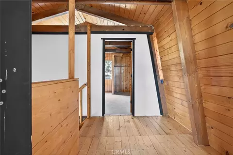 Entry Way - 2068 Slippery Elm, Wrightwood, CA 92397 photo 6 of 7