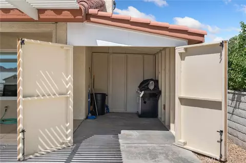 Exterior - 27263 Lakeview, Helendale, CA 92342 photo 9 of 14