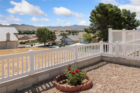 Exterior - 27263 Lakeview, Helendale, CA 92342 photo 13 of 14