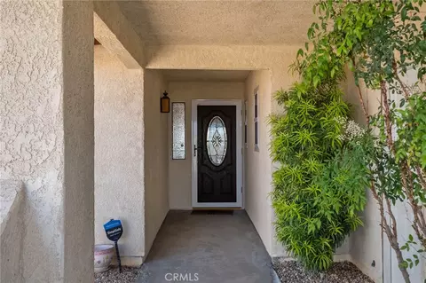 Entry Way - 27263 Lakeview, Helendale, CA 92342 photo 1 of 2