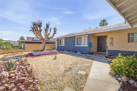 Exterior - 1104 Bigger St, Barstow, CA 92311 photo 3 of 9